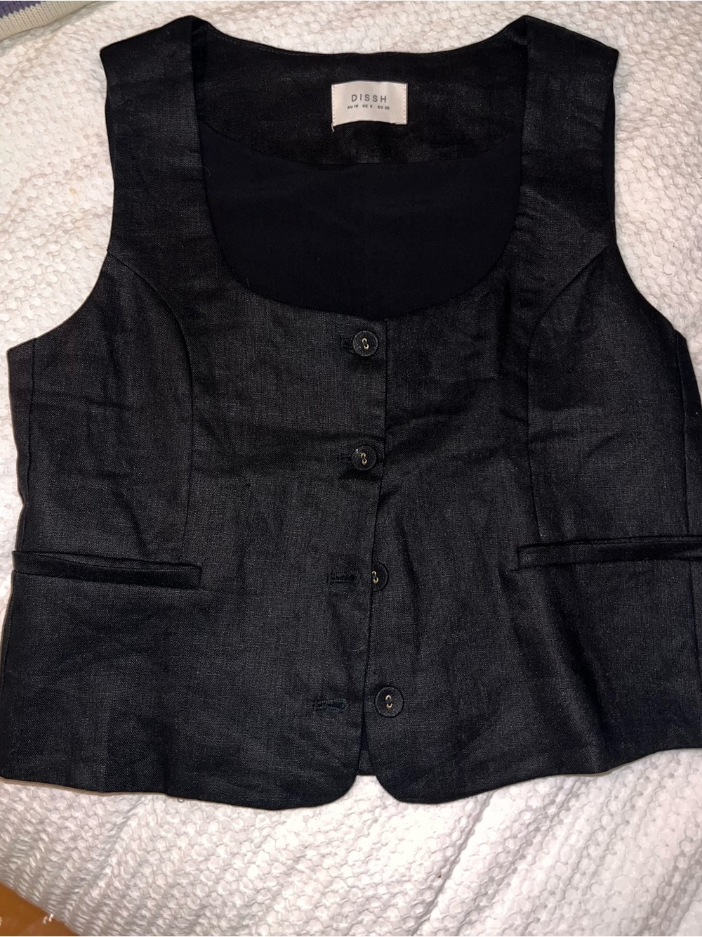 Dissh Oscar Scoop Neck Linen Vest